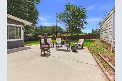 19 Pinecrest Court, Taylorsville, NC 28681 - Photo 6