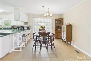 19 Pinecrest Ct, Taylorsville, NC 28681 - Photo 14