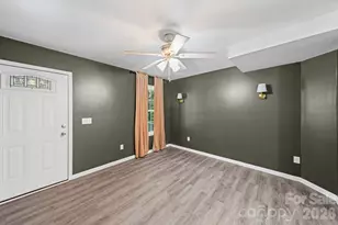308 E 10th St, Oakboro, NC 28129 - Photo 14