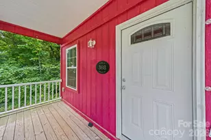 308 E 10th St, Oakboro, NC 28129 - Photo 6