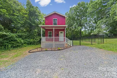 308 E 10th Street, Oakboro, NC 28129 - Photo 2