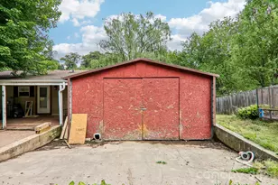 19 Dot St, Clyde, NC 28721 - Photo 32