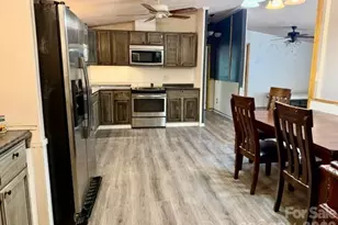 19 Dot St, Clyde, NC 28721 - Photo 6