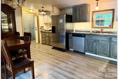 19 Dot Street, Clyde, NC 28721 - Photo 8