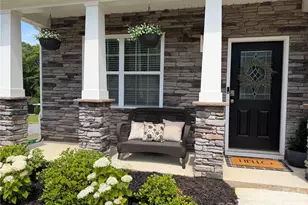 3646 Azalea Rdg Dr, Mount Holly, NC 28120 - Photo 2
