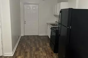 3805 Miriam Dr, Charlotte, NC 28205 - Photo 4
