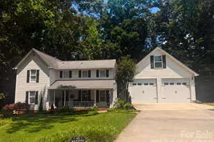 1530 Woodcroft Dr, Fort Mill, SC 29708 - Photo 1