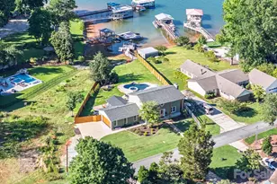 8005 Island View Ct, Denver, NC 28037 - Photo 2