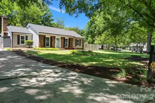 9126 Essen Ln, Charlotte, NC 28210 - Photo 8