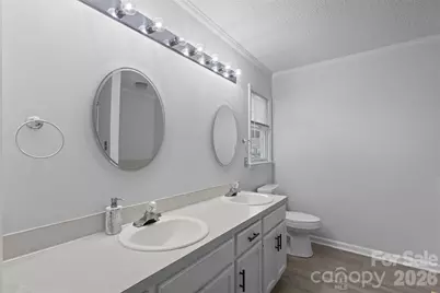 8704 Hornwood Court, Charlotte, NC 28215 - Photo 12
