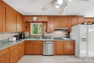 2089 Connelly Springs Rd, Lenoir, NC 28645 - Photo 12