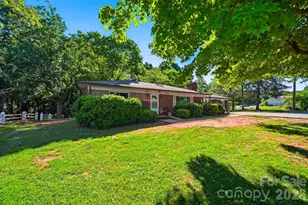 2089 Connelly Springs Rd, Lenoir, NC 28645 - Photo 36