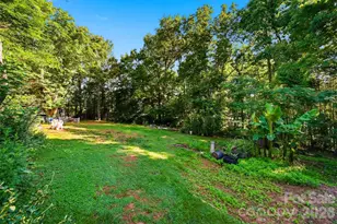 2089 Connelly Springs Rd, Lenoir, NC 28645 - Photo 30