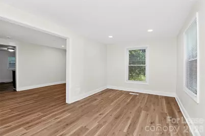 2958 Reid Avenue, Charlotte, NC 28208 - Photo 2