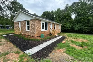 400 Ponderosa Rd, Stanley, NC 28164 - Photo 2