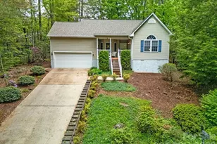 61 Autumn Gln Ct, Brevard, NC 28712 - Photo 1