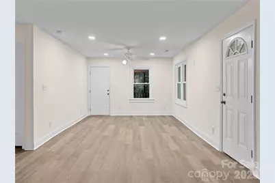 218 Palmer Street NW, Lenoir, NC 28645 - Photo 4