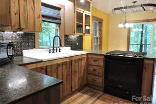 963 Melton Branch Rd, Bakersville, NC 28705 - Photo 22