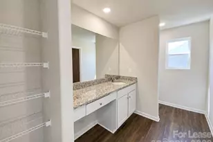5044 Wolfridge Ave, Charlotte, NC 28214 - Photo 12