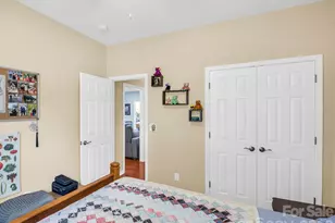 74 Foxtail Ct, Hendersonville, NC 28792 - Photo 28