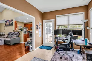 74 Foxtail Ct, Hendersonville, NC 28792 - Photo 16