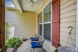74 Foxtail Ct, Hendersonville, NC 28792 - Photo 6