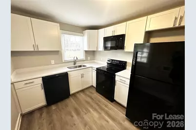 903 Holt Street, Lexington, NC 27292 - Photo 1