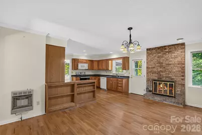 709 Forest Ridge Drive, Hendersonville, NC 28791 - Photo 12