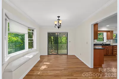709 Forest Ridge Drive, Hendersonville, NC 28791 - Photo 8