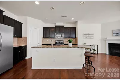 18448 West Catawba Avenue, Cornelius, NC 28031 - Photo 4