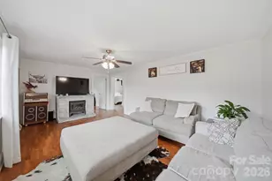 3526 16th St NE, Hickory, NC 28601 - Photo 4