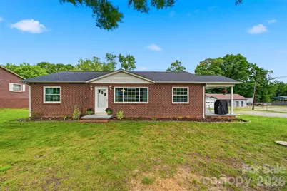 3526 16th Street NE, Hickory, NC 28601 - Photo 2