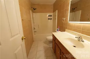 6410 Castlewynd Ct, Charlotte, NC 28212 - Photo 12