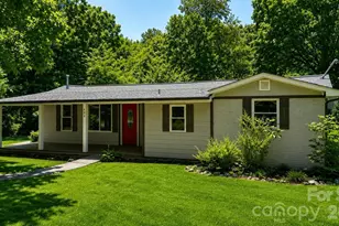 404 Dogwood Ln, Statesville, NC 28625 - Photo 2