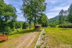 114 Dewberry Ln, Burnsville, NC 28705 - Photo 30