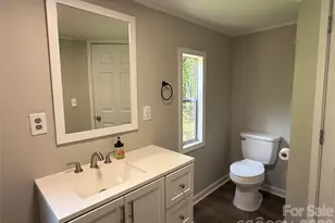 1140 Love Valley Rd, Clover, SC 29710 - Photo 18
