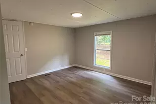 1140 Love Valley Rd, Clover, SC 29710 - Photo 16