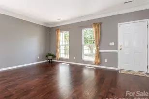 3926 Cameron Creek Dr, Matthews, NC 28105 - Photo 8