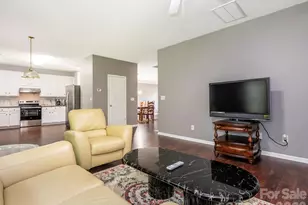 3926 Cameron Creek Dr, Matthews, NC 28105 - Photo 22