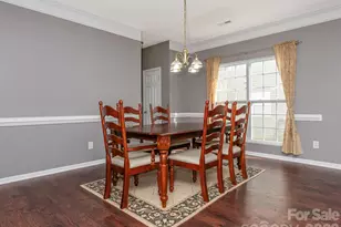 3926 Cameron Creek Dr, Matthews, NC 28105 - Photo 12