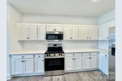 175 W Black Street #407, Rock Hill, SC 29730 - Photo 10