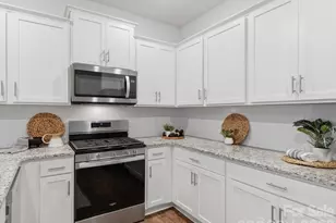 9705 Tea Gdn Dr, Gastonia, NC 28056 - Photo 4