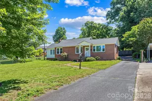 101 Falls St, Morganton, NC 28655 - Photo 1