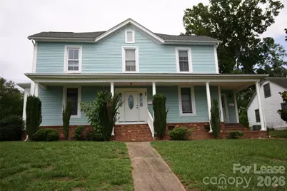 316 N Government Street, Lincolnton, NC 28092 - Photo 1