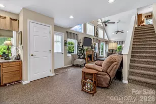 305 Majestic Mountain Dr, Burnsville, NC 28714 - Photo 10