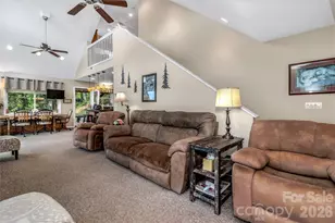305 Majestic Mountain Dr, Burnsville, NC 28714 - Photo 8