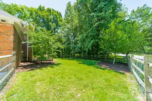 506 Abbotsford Ct, Charlotte, NC 28270 - Photo 34