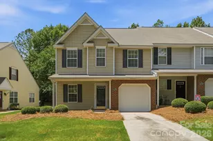 1358 Walnut Hill Dr, Rock Hill, SC 29732 - Photo 2