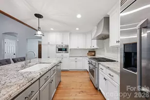 5330 Chester Ct, Davidson, NC 28036 - Photo 14