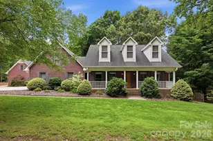 5330 Chester Ct, Davidson, NC 28036 - Photo 2